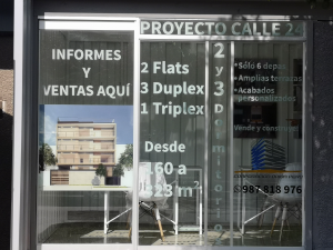 Vinil para mampara en caseta de ventas